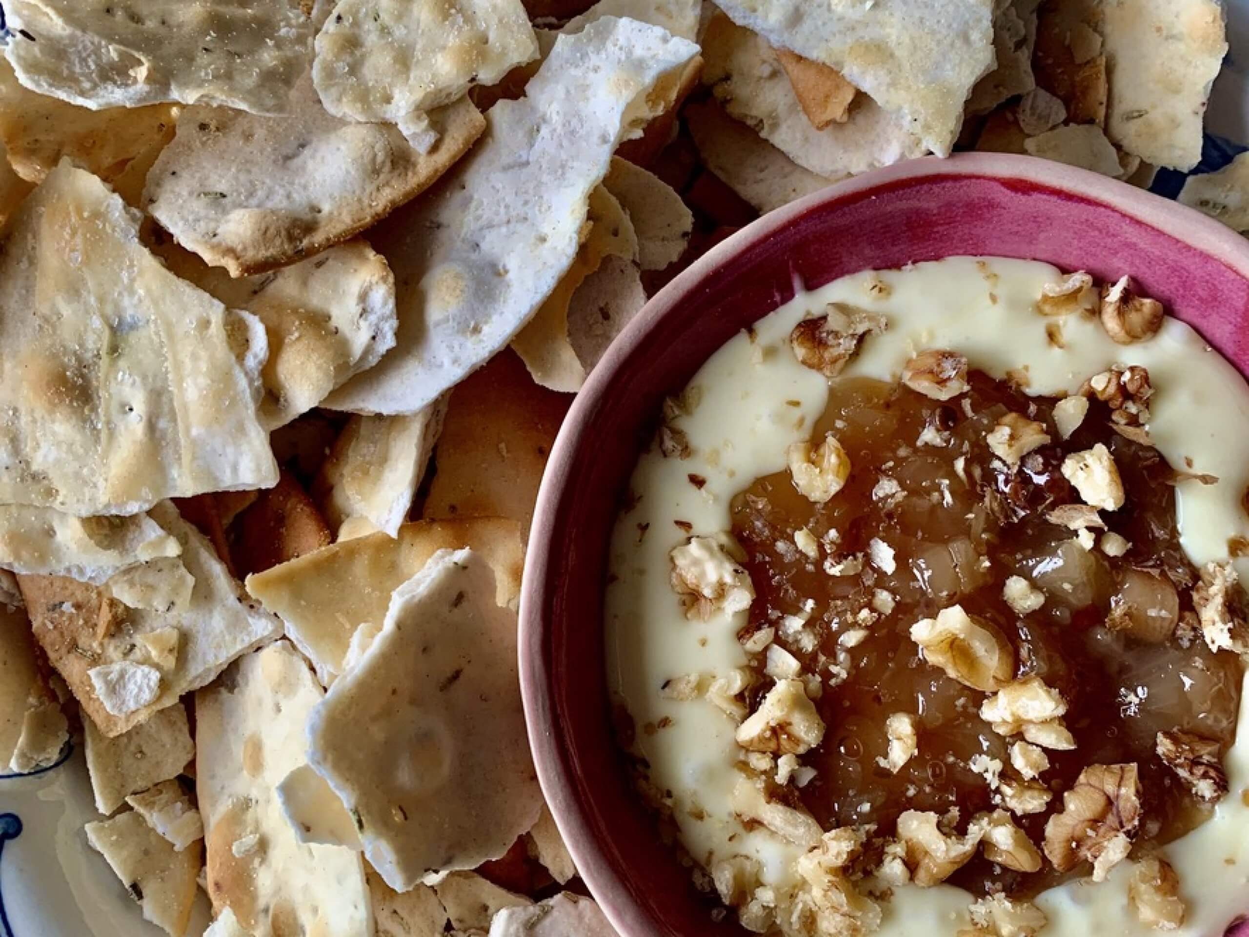 Recept Camembert dip met crackers • The Food Tryout